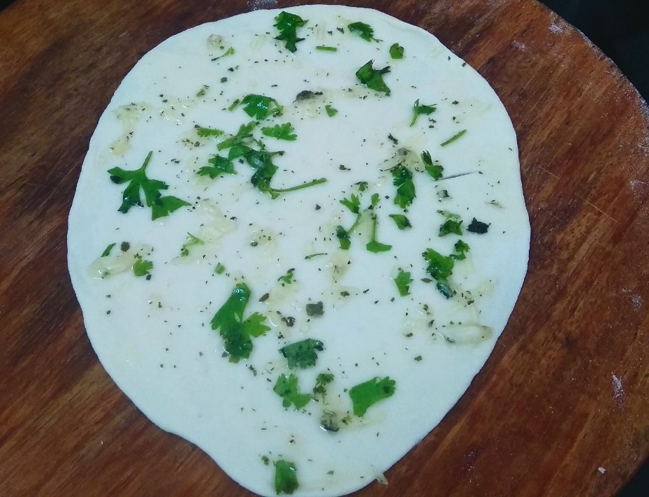 Garlic Naan Recipe , Tawa Naan Recipe