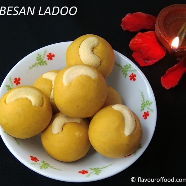 Besan Ladoo Recipe | Besan Ke Laddu | How to make Besan Ladoo
