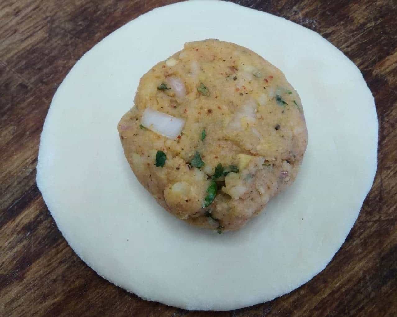 How to make Aloo Kulcha