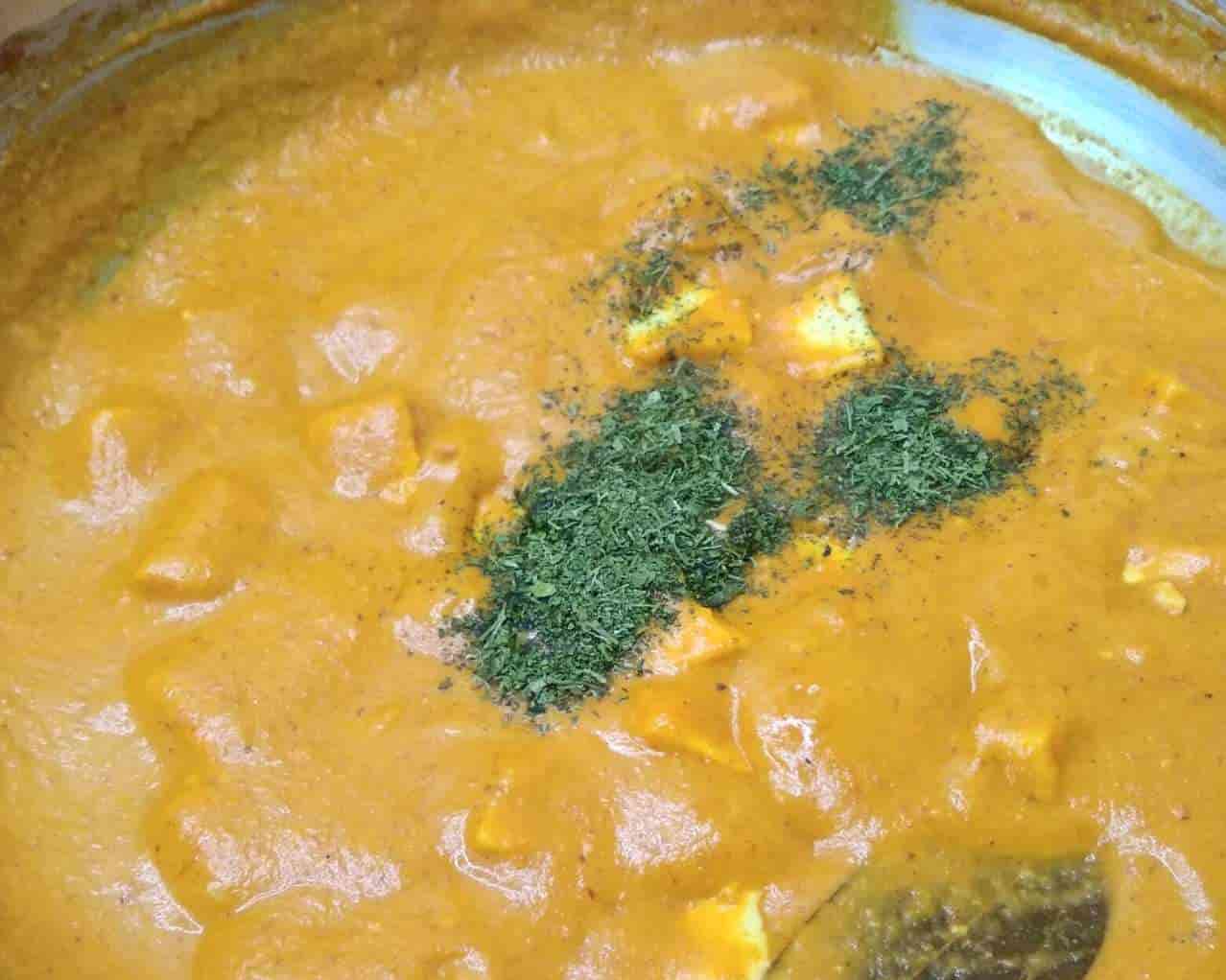 How to make Paneer Butter Masala or Paneer Makhani