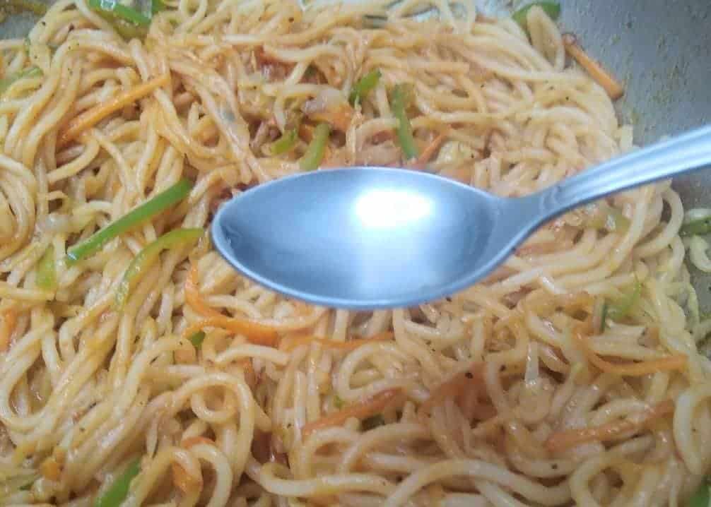 How to make Schezwan Noodles