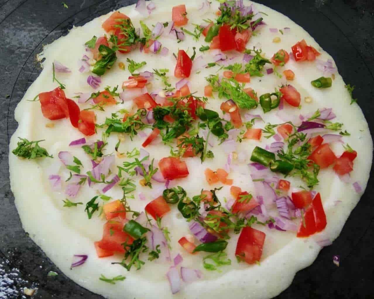 How to make Instant Rava Dal Uttapam