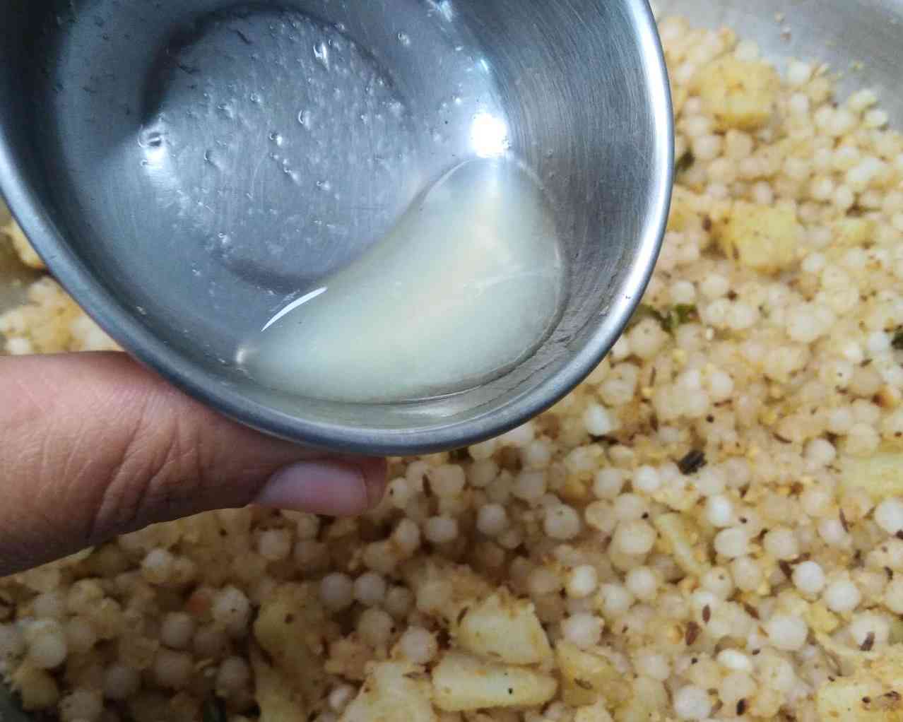 How to make Sabudana Khichdi