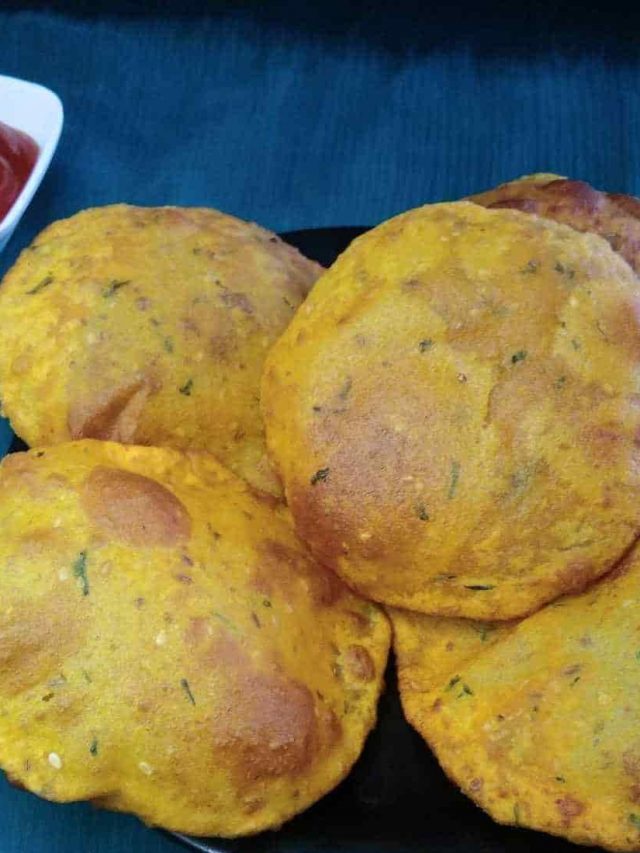 Aloo Puri Recipe