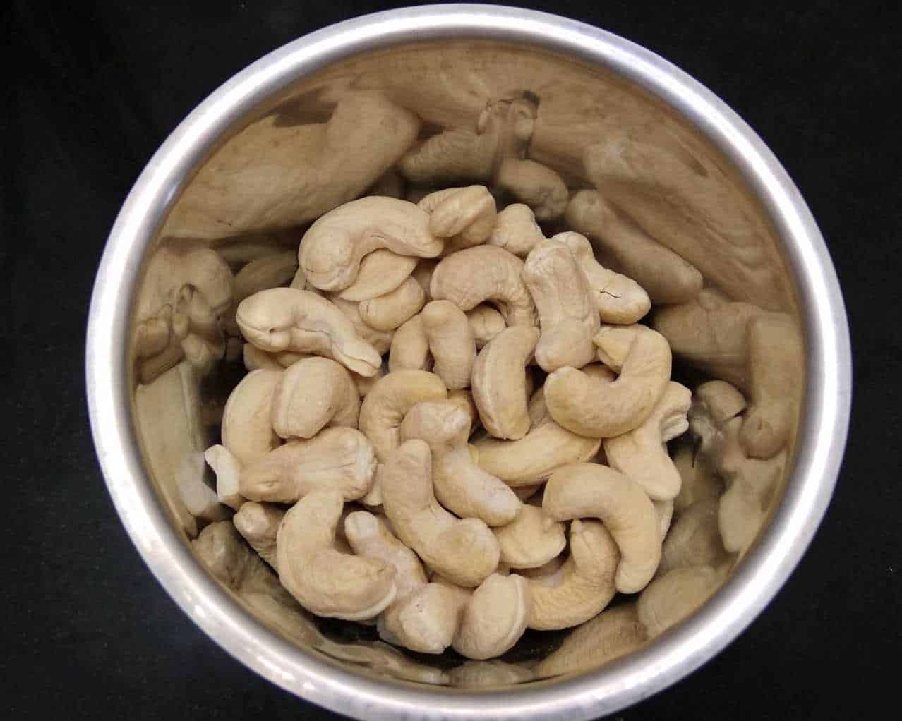 How to make almond and cashew powder
