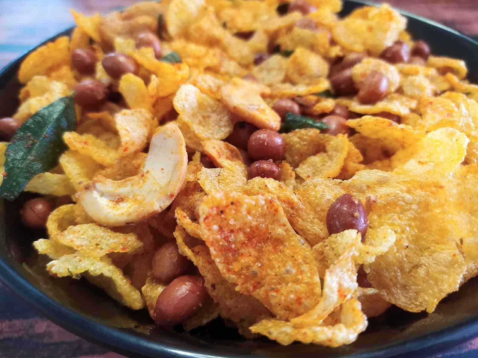 Cornflakes Chivda Recipe