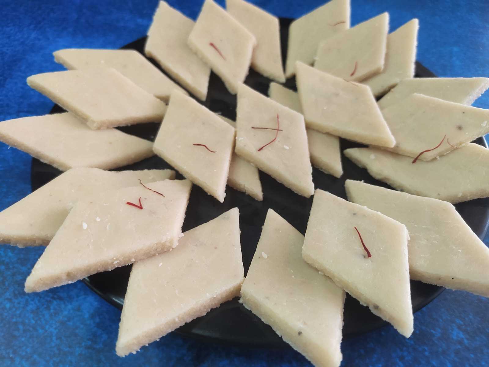 Kaju Katli Recipe | Kaju Barfi 